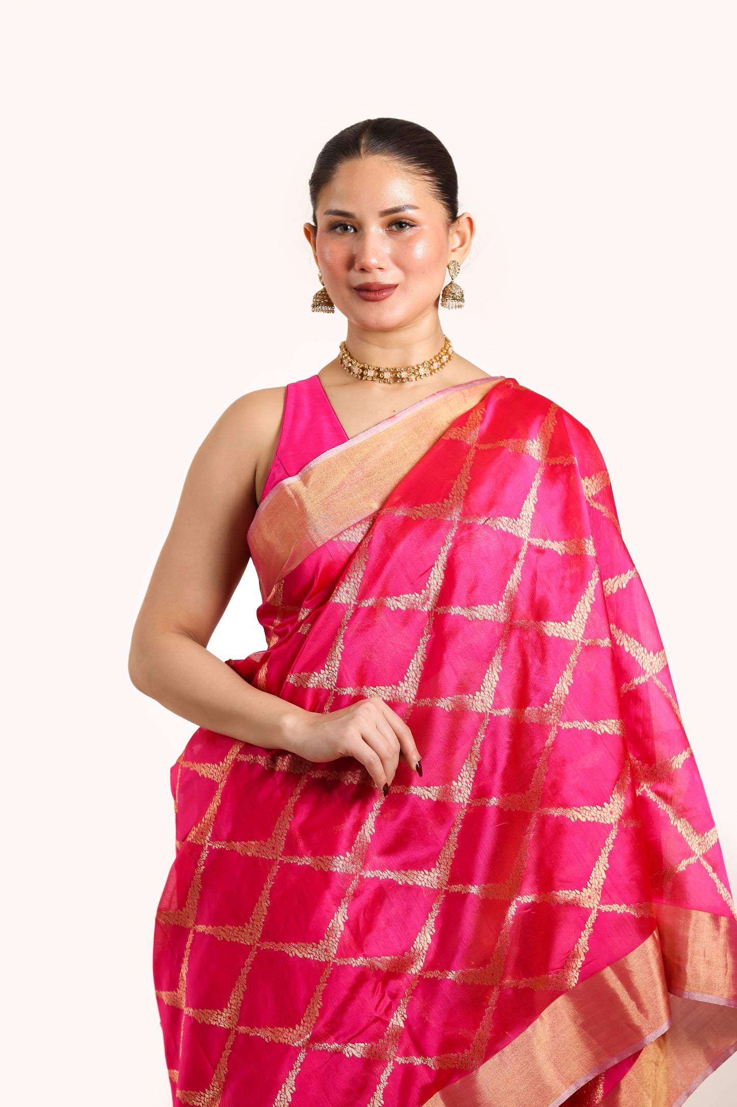 Magenta pure chanderi silk handwoven saree with all over woven jaal