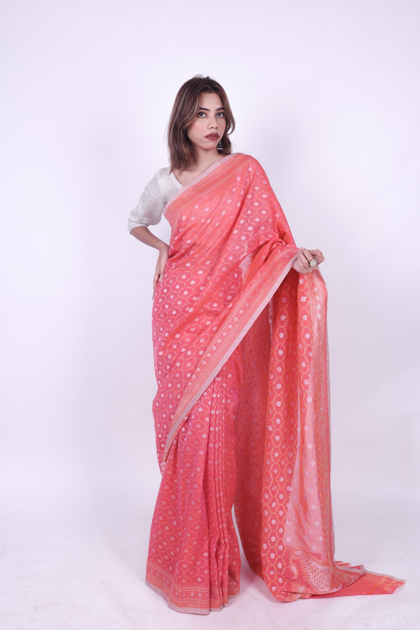 Rose pink pure cotton jamdani handwoven Banarashi zaal saree with ambi on pallu,4