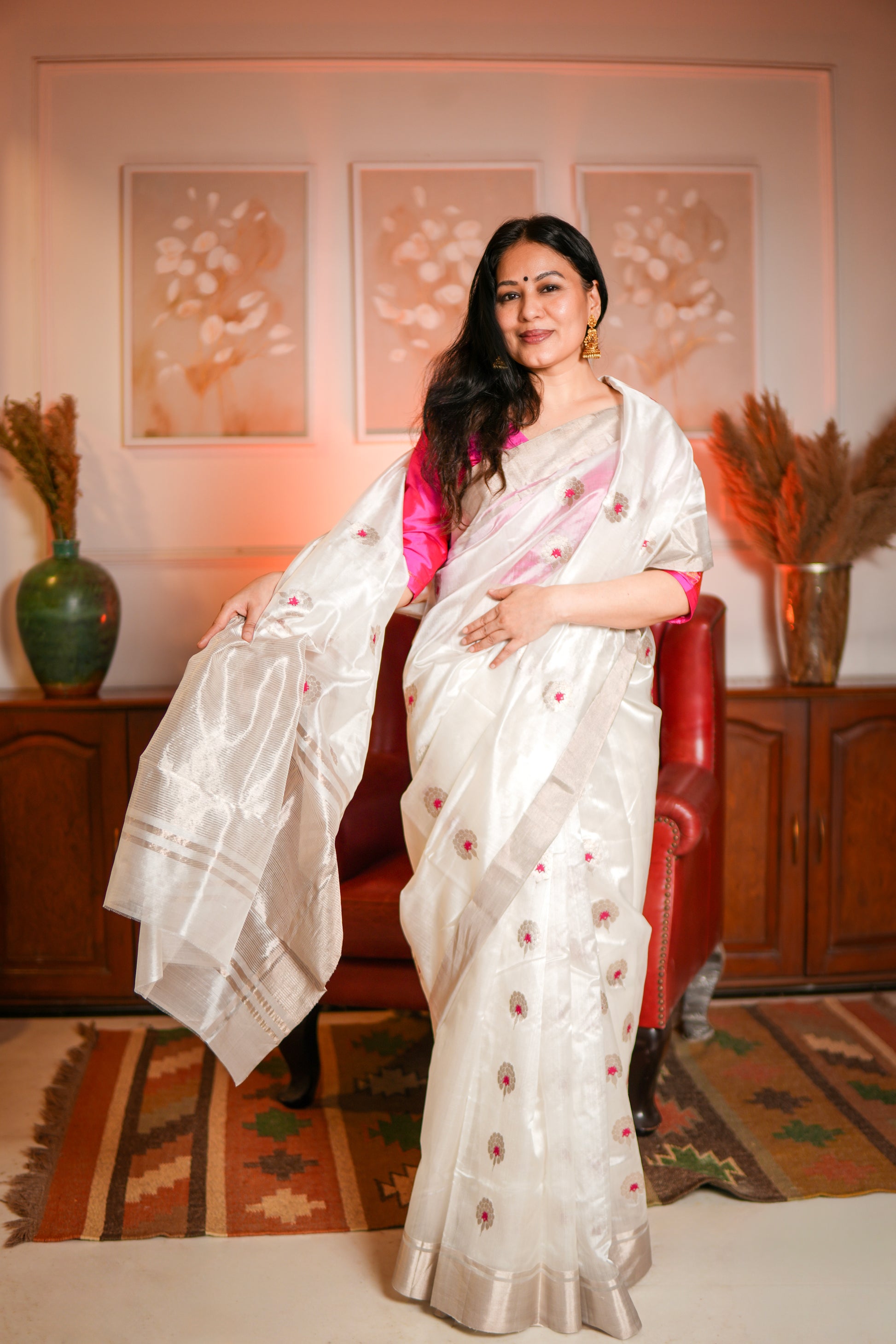 White pure chanderi silk handwoven saree with gendaphool meenakari butti,3
