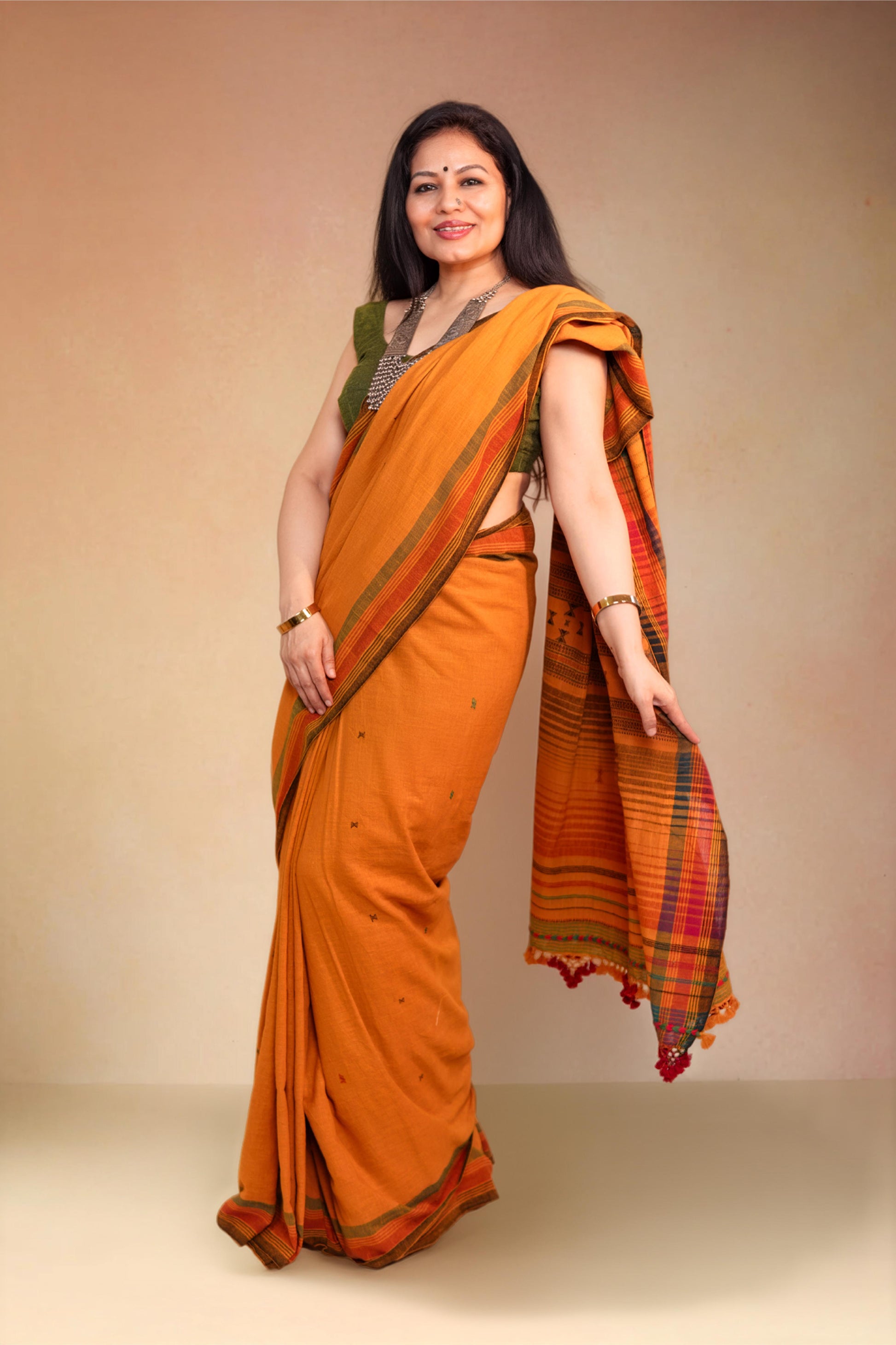 Mustard pure Kala cotton Bhujodi handwoven saree,3