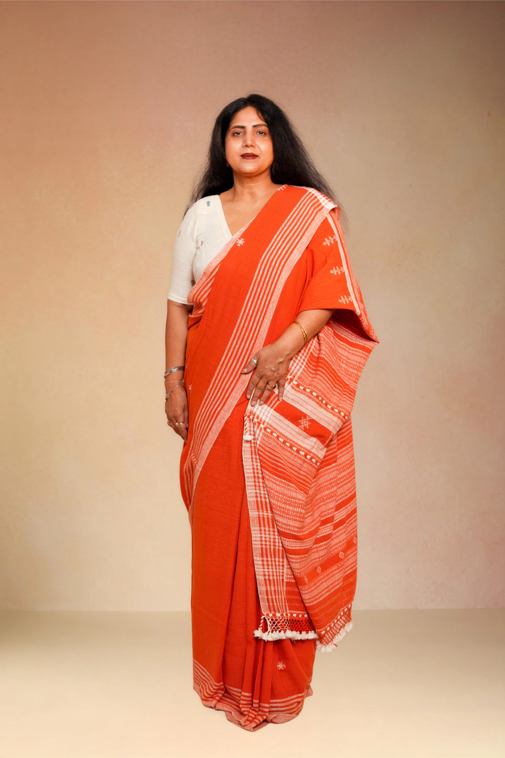 Orange and white pure Kala cotton Bhujodi handwoven saree,3