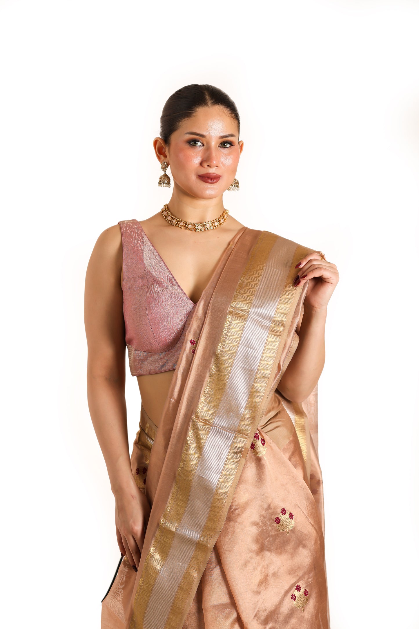Onion pink chanderi silk handwoven saree with nakashi border and meenakari butti, angle 3