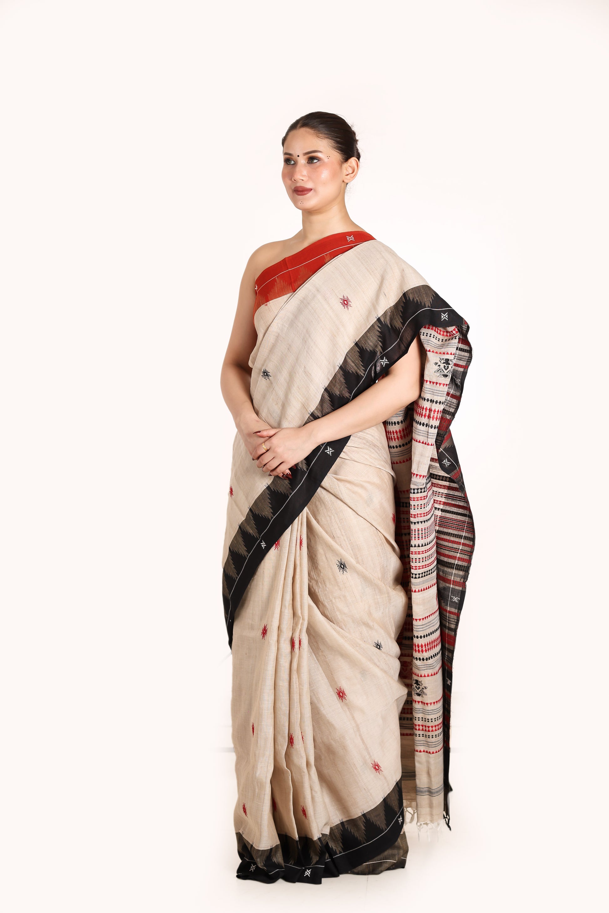 Beige pure Tusser silk vegetable dye kotpad handwoven saree, front angle 2