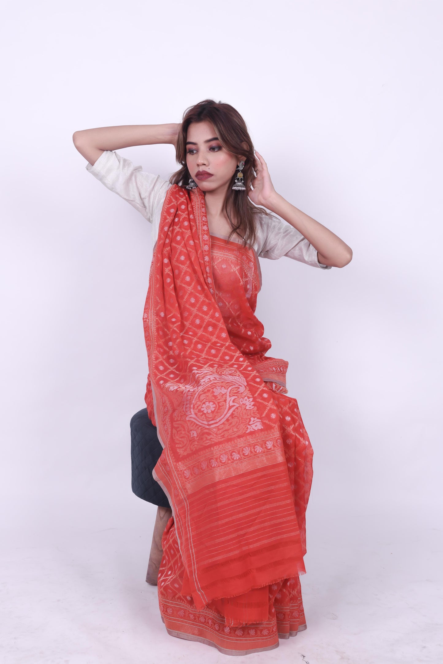 Red pure cotton jamdani handwoven Banarashi zaal saree with ambi weave on pallu,2