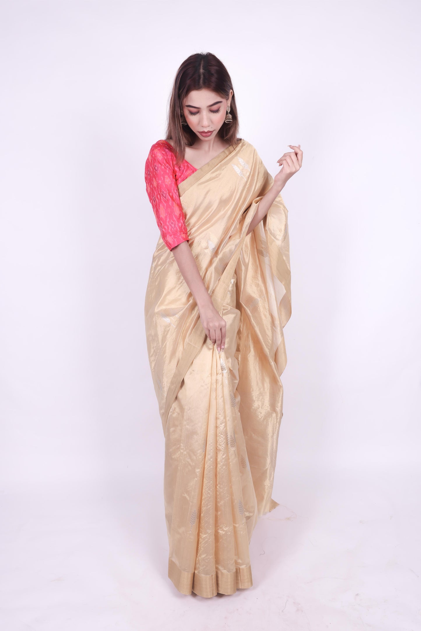 Light lemon yellow pure chanderi silk handwoven saree with eknaliya meenakari butti3