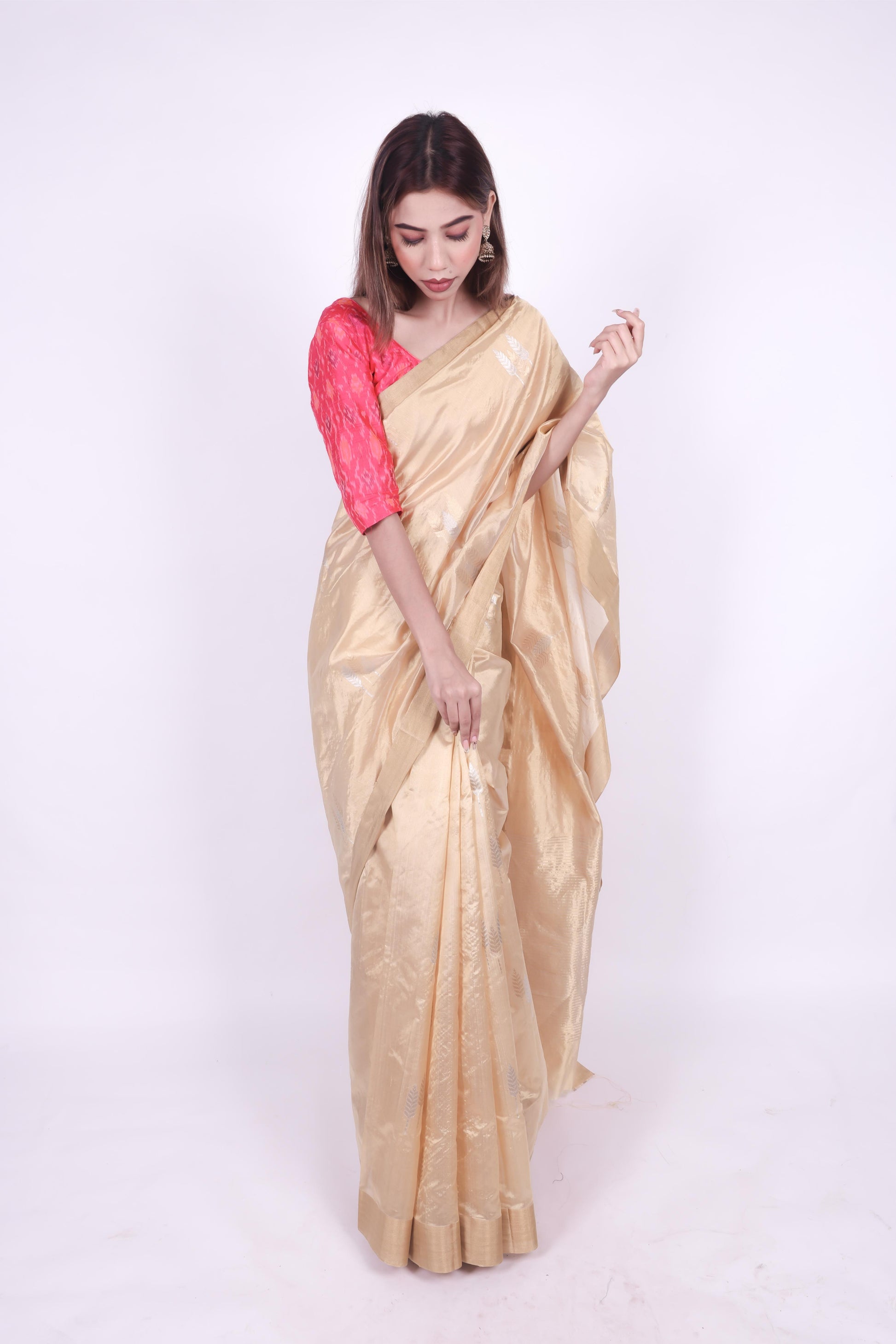Light lemon yellow pure chanderi silk handwoven saree with eknaliya meenakari butti3