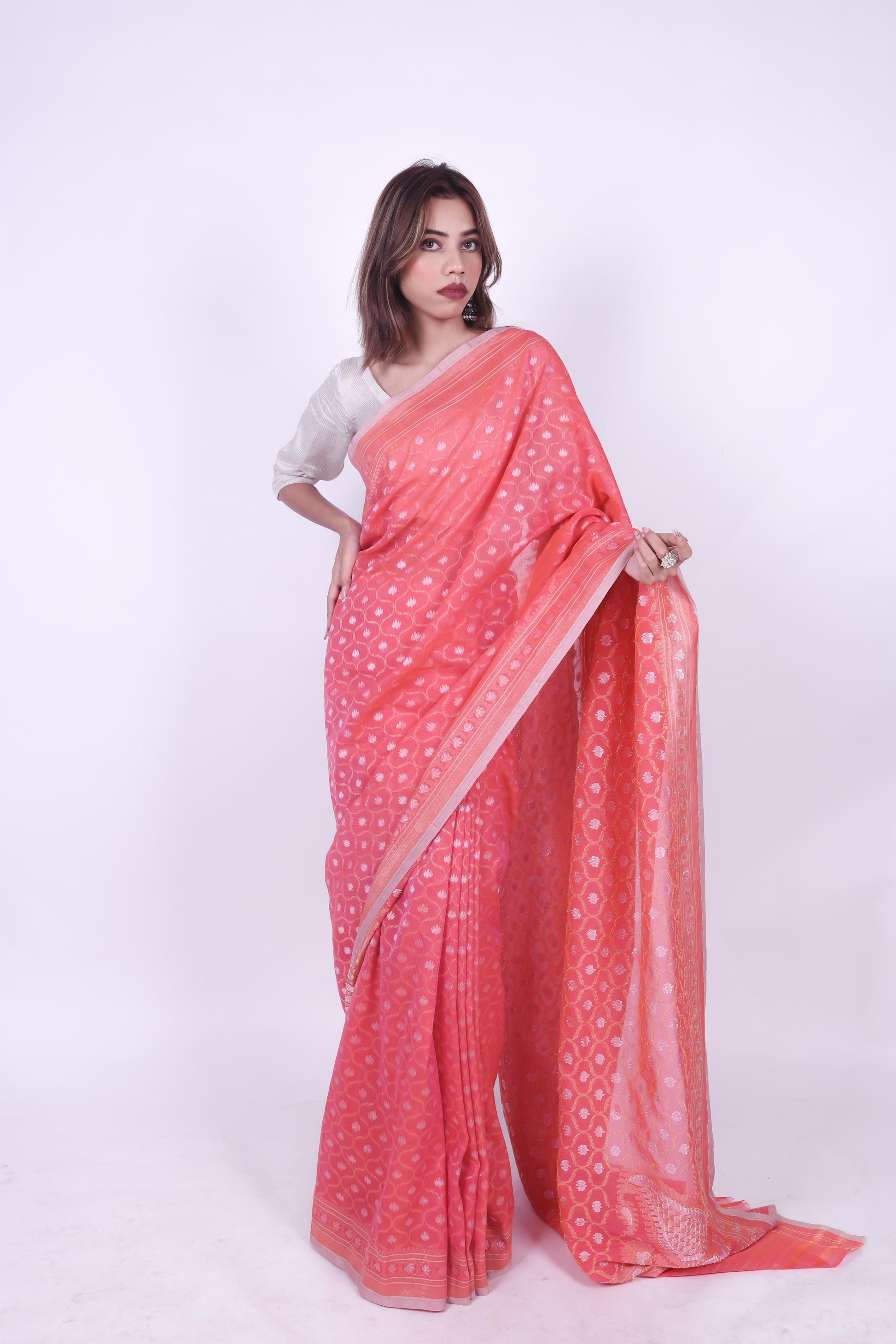 Rose pink pure cotton jamdani handwoven Banarashi zaal saree with ambi on pallu,4