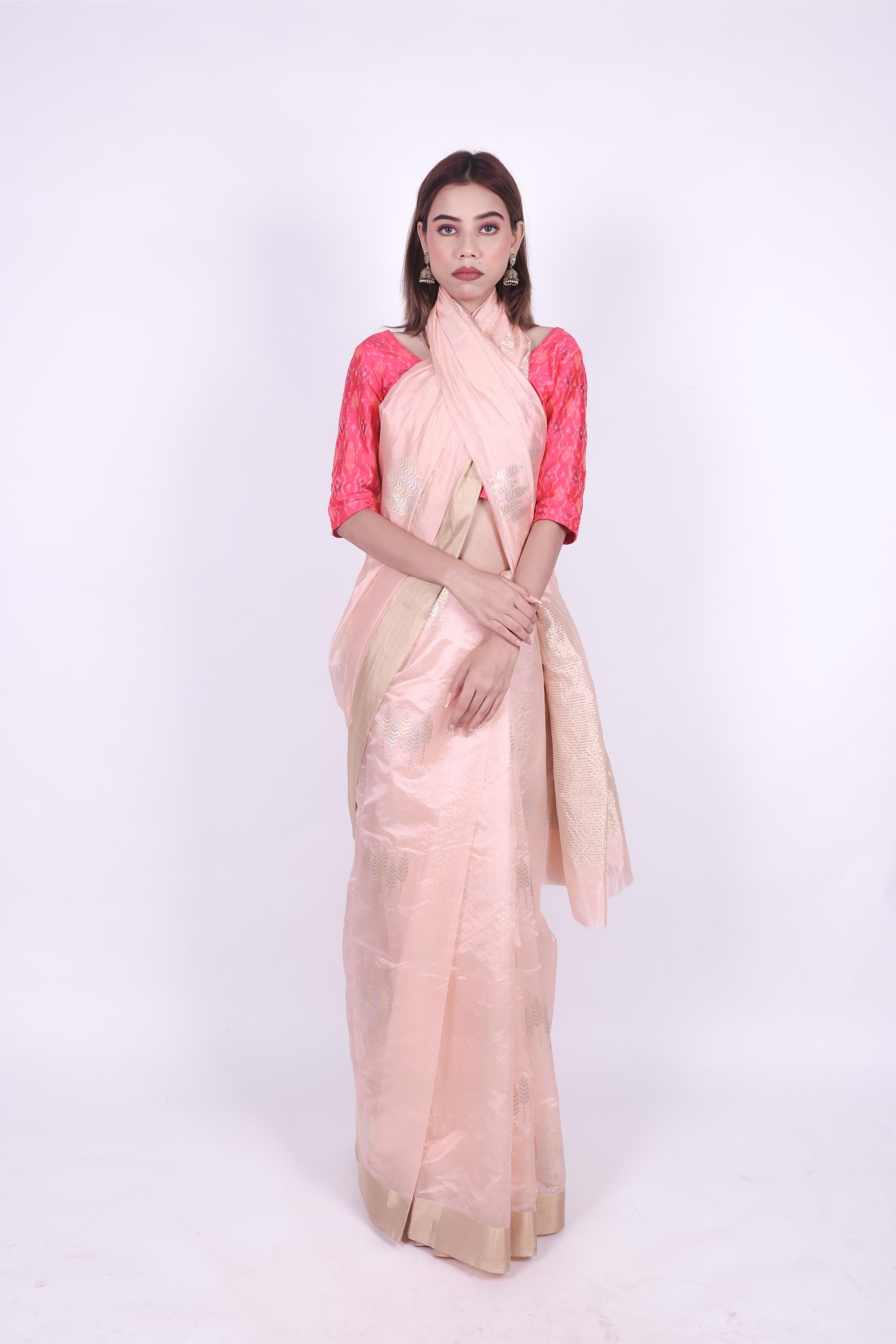 Peach pink pure chanderi silk handwoven saree with meenakari butti, front 3