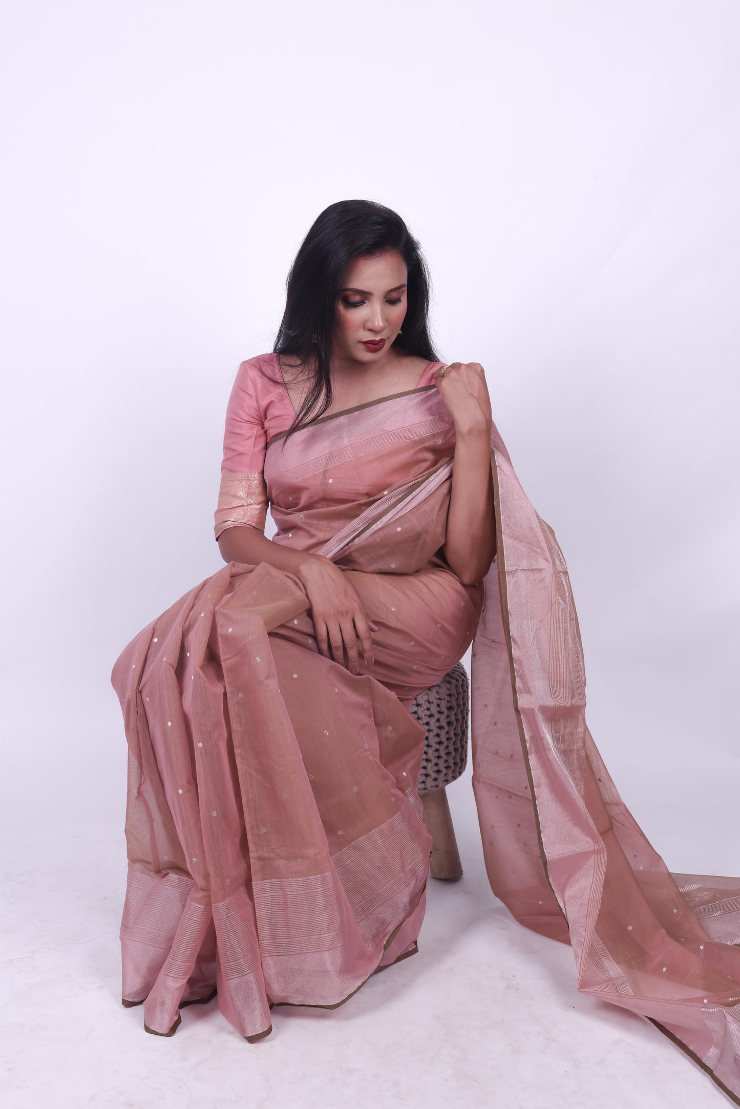 Dusty pink pure chanderi cotton saree with zari border and star butti,4
