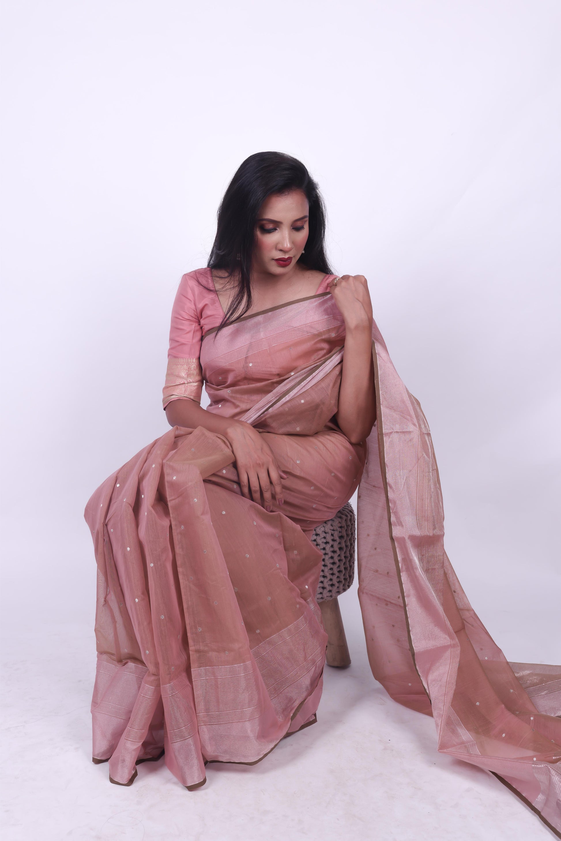 Dusty pink pure chanderi cotton saree with zari border and star butti,4