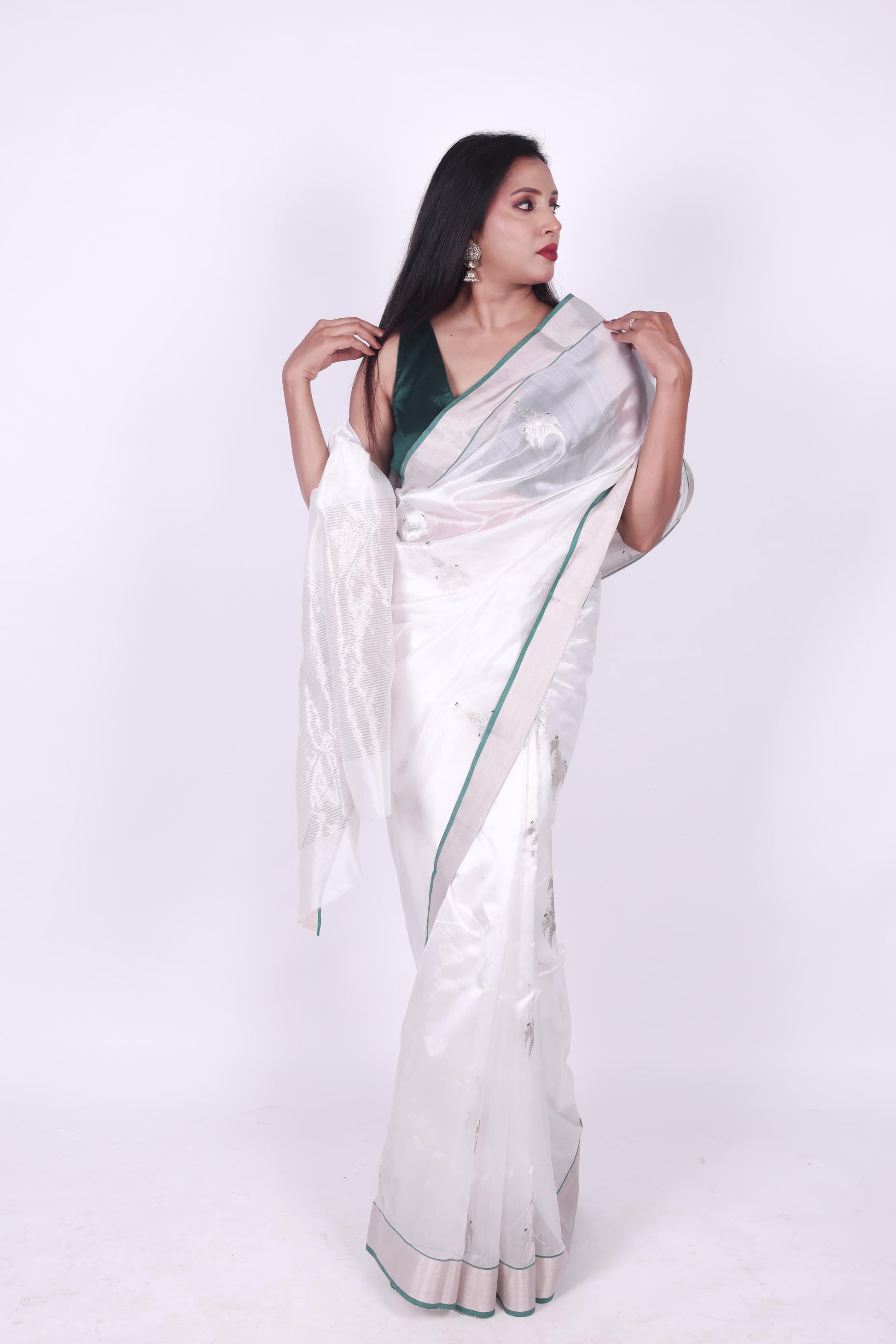 White pure chanderi silk handwoven saree with eknaliya Chand Chidiya motif,5